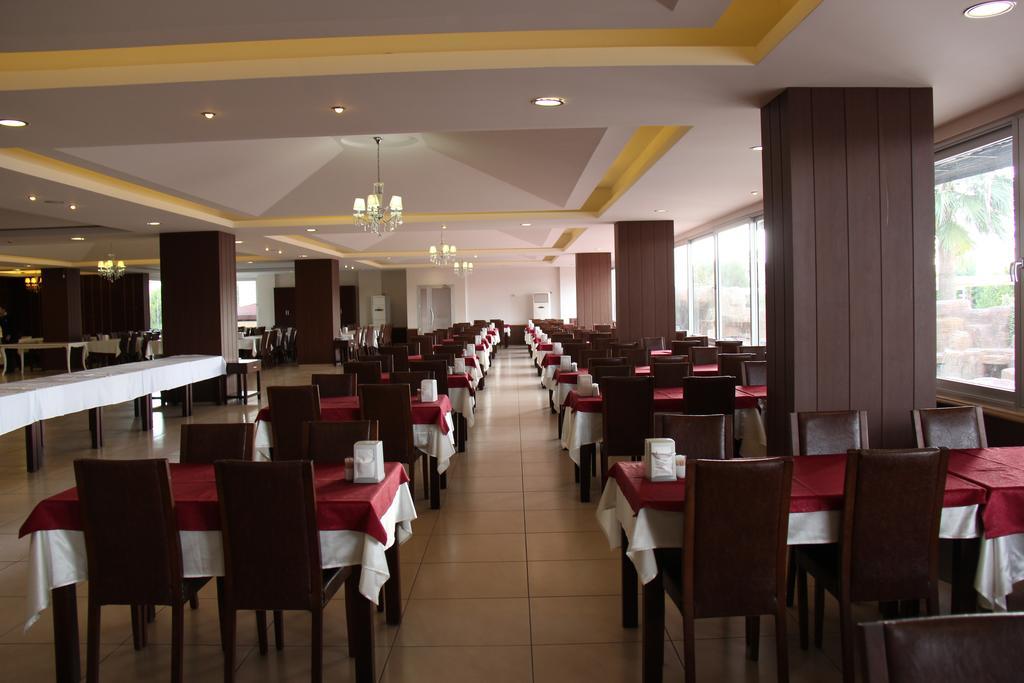 Gumus Hotel Arsuz Экстерьер фото